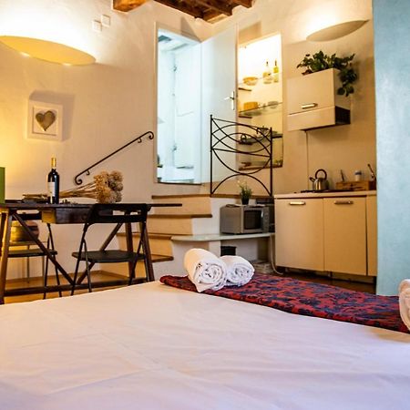 Studio In Tornabuoni Within A Renaissance Building Apartment Florence Exterior photo