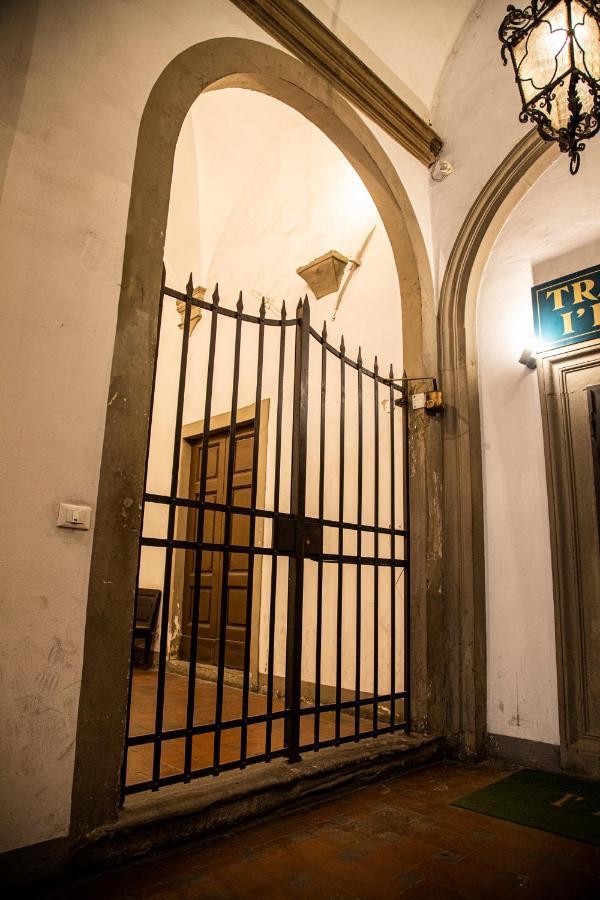 Studio In Tornabuoni Within A Renaissance Building Apartment Florence Exterior photo