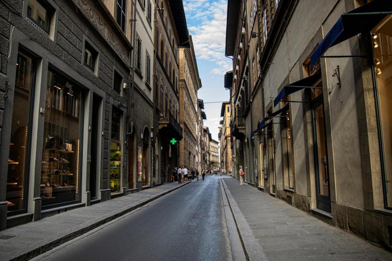 Studio In Tornabuoni Within A Renaissance Building Apartment Florence Exterior photo